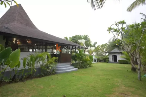 4 bedrooms Villa in Cemagi, Mengwi, Badung, Indonesia No. 12240 3