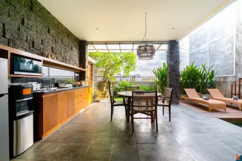 5 bedrooms Villa in Canggu, Badung, Indonesia No. 10527 24