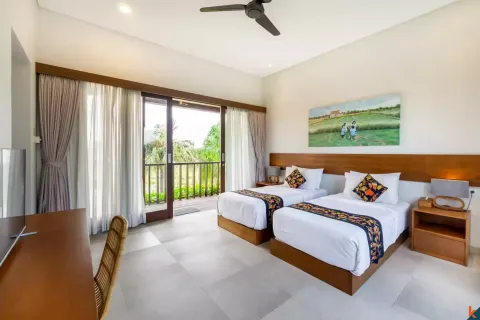 5 bedrooms Villa in Canggu, Badung, Indonesia No. 10527 13