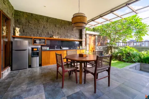 5 bedrooms Villa in Canggu, Badung, Indonesia No. 10527 26