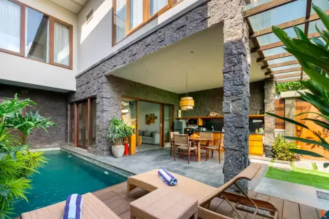 5 bedrooms Villa in Canggu, Badung, Indonesia No. 10527 17