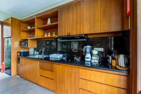 5 bedrooms Villa in Canggu, Badung, Indonesia No. 10527 6