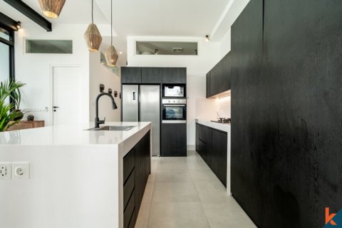 3 bedrooms Villa in Canggu, Badung, Indonesia No. 11473 14