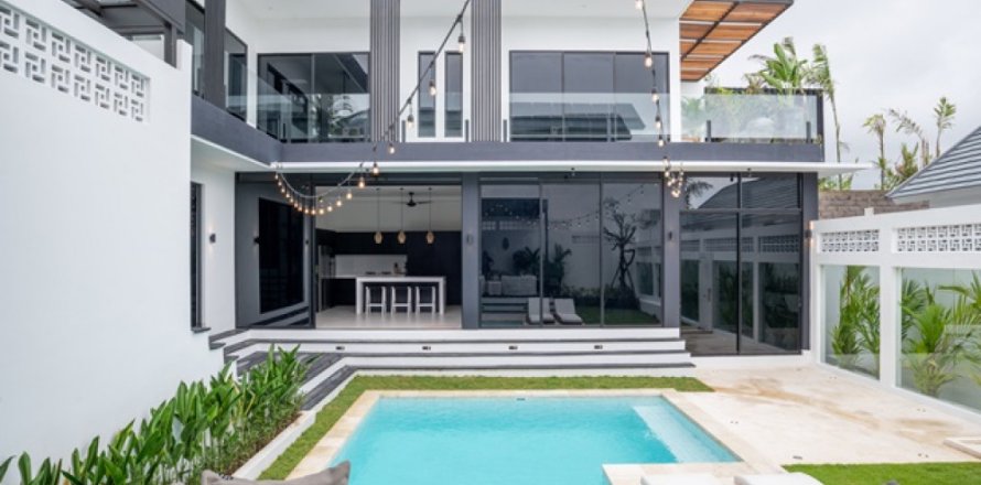 3 bedrooms Villa in Canggu, Badung, Indonesia No. 11473