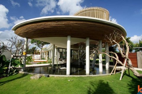 3 bedrooms Villa in Canggu, Badung, Indonesia No. 11476 13