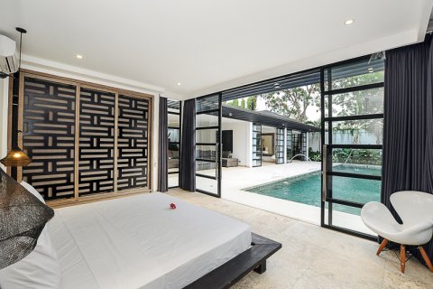 3 bedrooms Villa in Badung, Indonesia No. 11128 17