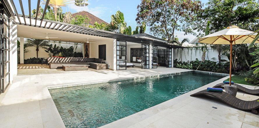 3 bedrooms Villa in Badung, Indonesia No. 11128
