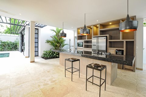 3 bedrooms Villa in Badung, Indonesia No. 11128 12