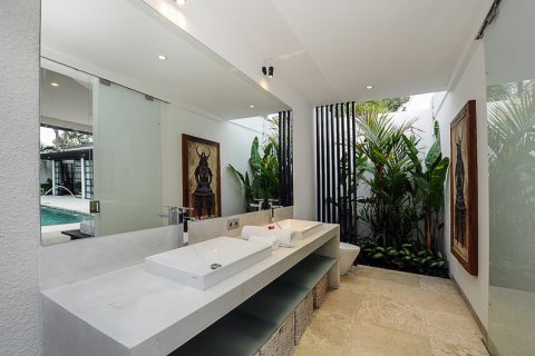 3 bedrooms Villa in Badung, Indonesia No. 11128 18