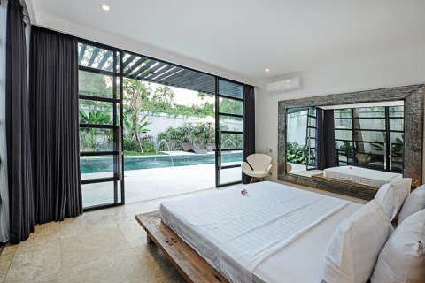 3 bedrooms Villa in Badung, Indonesia No. 11128 14