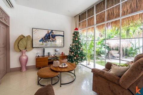 2 bedrooms Villa in Seminyak, Badung, Indonesia No. 11132 19