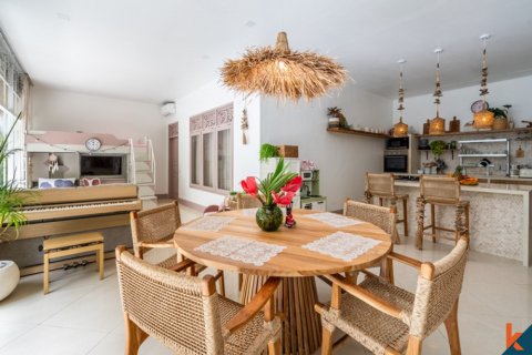 2 bedrooms Villa in Seminyak, Badung, Indonesia No. 11132 20