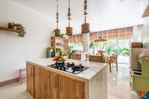 2 bedrooms Villa in Seminyak, Badung, Indonesia No. 11132 5