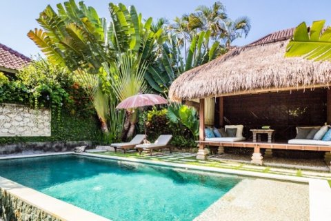 2 bedrooms Villa in Seminyak, Badung, Indonesia No. 1642 2