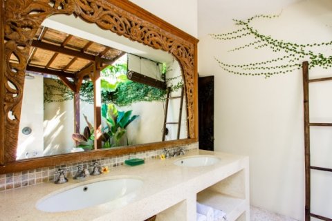 2 bedrooms Villa in Seminyak, Badung, Indonesia No. 1642 16