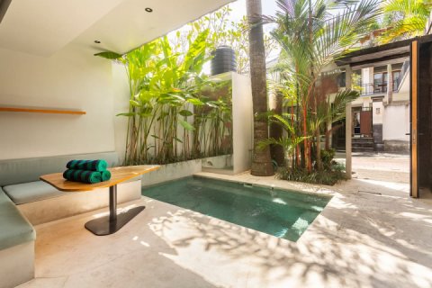 3 bedrooms Villa in Canggu, Badung, Indonesia No. 1647 2