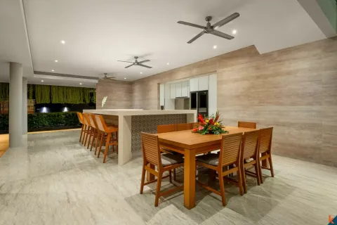 3 bedrooms Villa in Kerobokan, Badung, Indonesia No. 10321 13