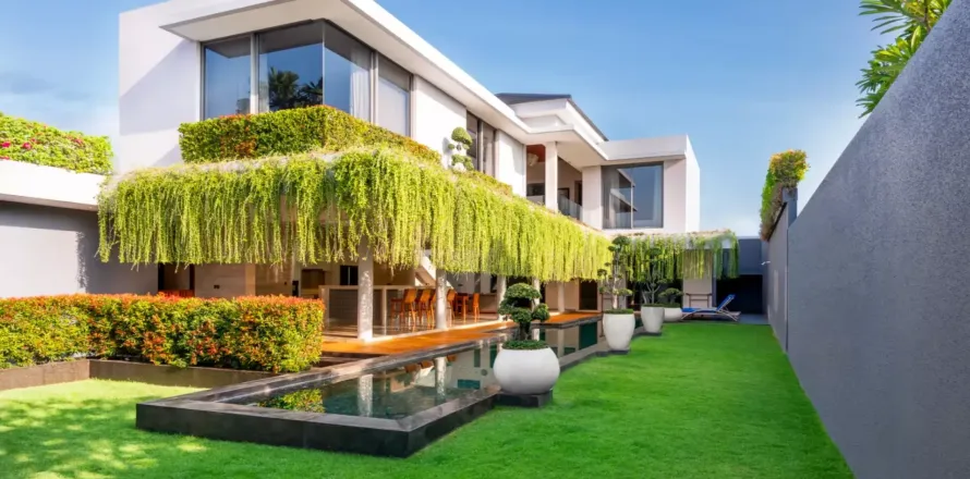 3 bedrooms Villa in Kerobokan, Badung, Indonesia No. 10321