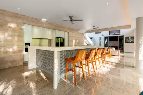 3 bedrooms Villa in Kerobokan, Badung, Indonesia No. 10321 6