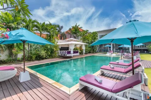 4 bedrooms Villa in Kerobokan, Badung, Indonesia No. 10320 7