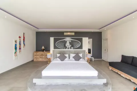 4 bedrooms Villa in Kerobokan, Badung, Indonesia No. 10320 23