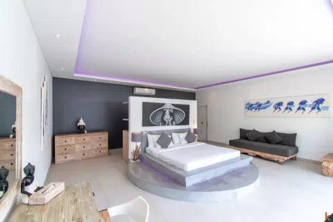 8 bedrooms Villa in Kerobokan, Badung, Indonesia No. 10319 6