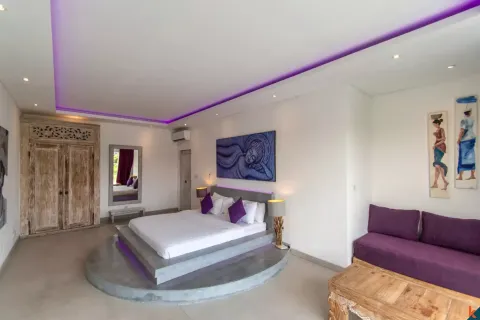 8 bedrooms Villa in Kerobokan, Badung, Indonesia No. 10319 22