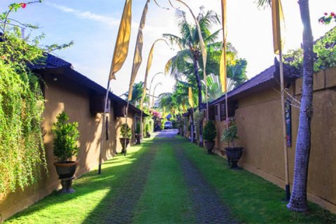5 bedrooms Villa in Seminyak, Badung, Indonesia No. 855 9