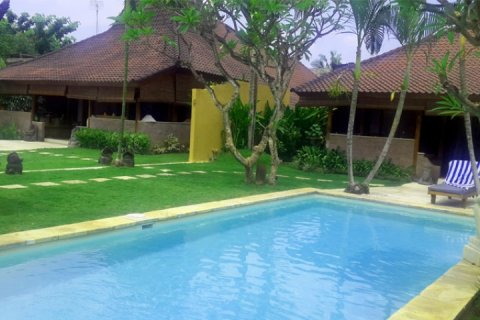 5 bedrooms Villa in Seminyak, Badung, Indonesia No. 855 3