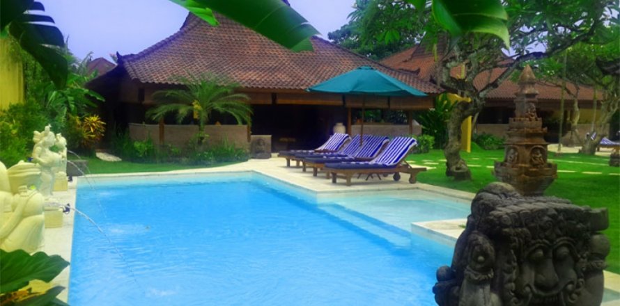 5 bedrooms Villa in Seminyak, Badung, Indonesia No. 855