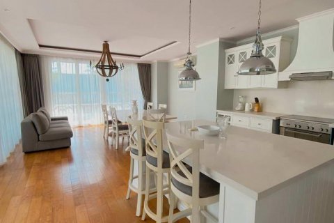 Вилла с 4 спальнями в Canggu, Бадунг, Индонезия № 7641 2