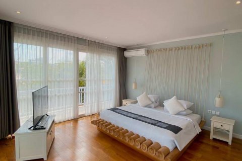 Вилла с 4 спальнями в Canggu, Бадунг, Индонезия № 7641 14
