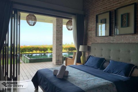 6 bedrooms Villa in South Kuta, Badung, Indonesia No. 7644 17