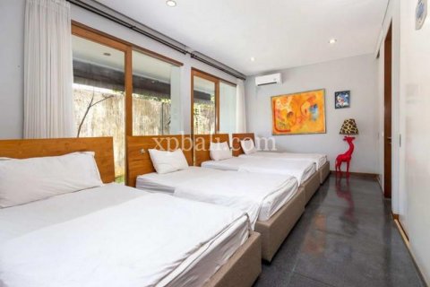 6 bedrooms Villa in Canggu, Badung, Indonesia No. 290 7