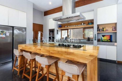 6 bedrooms Villa in Canggu, Badung, Indonesia No. 290 17