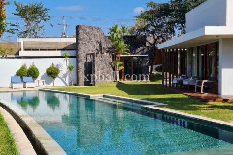 6 bedrooms Villa in Canggu, Badung, Indonesia No. 290 13