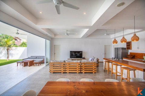 5 bedrooms Villa in Kerobokan, Badung, Indonesia No. 11176 10