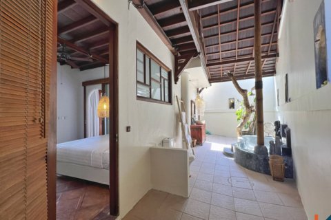 5 bedrooms Villa in Seminyak, Badung, Indonesia No. 10706 28