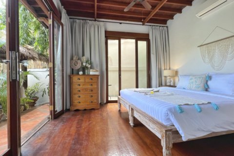 5 bedrooms Villa in Seminyak, Badung, Indonesia No. 10706 19