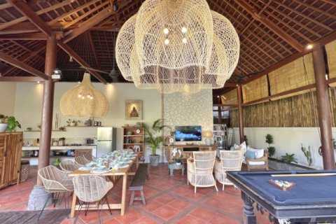 5 bedrooms Villa in Seminyak, Badung, Indonesia No. 10706 10