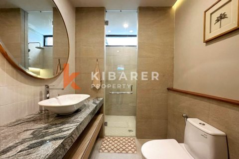 Вилла с 6 спальнями в Tibubeneng, Бадунг, Индонезия № 12463 25