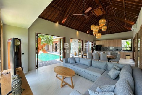 Вилла с 6 спальнями в Tibubeneng, Бадунг, Индонезия № 12463 4