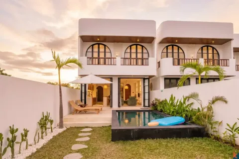 2 bedrooms Villa in Kuta, Badung, Indonesia No. 10284