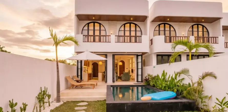 2 bedrooms Villa in Kuta, Badung, Indonesia No. 10284