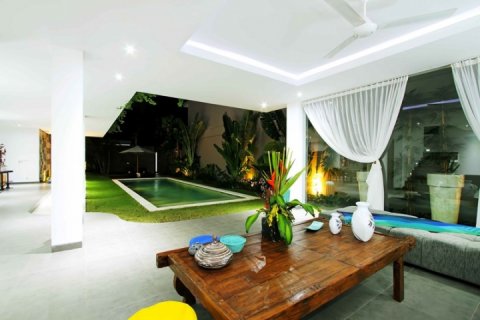Вилла с 3 спальнями в Seminyak, Бадунг, Индонезия № 1205 9