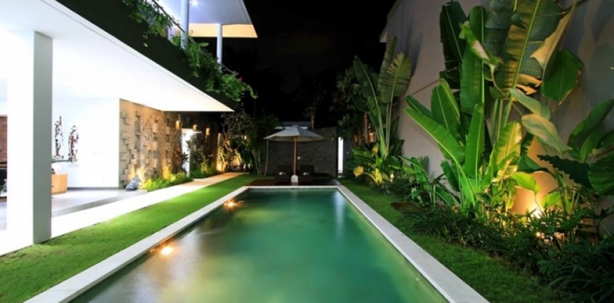 Вилла с 3 спальнями в Seminyak, Бадунг, Индонезия № 1205