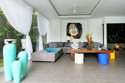 Вилла с 3 спальнями в Seminyak, Бадунг, Индонезия № 1202 8