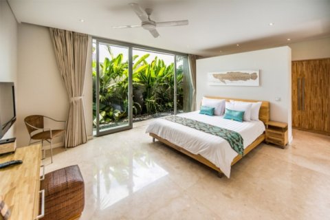 Вилла с 3 спальнями в Seminyak, Бадунг, Индонезия № 1204 8
