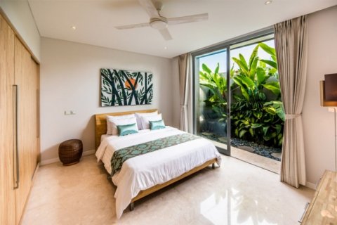 Вилла с 3 спальнями в Seminyak, Бадунг, Индонезия № 1204 10