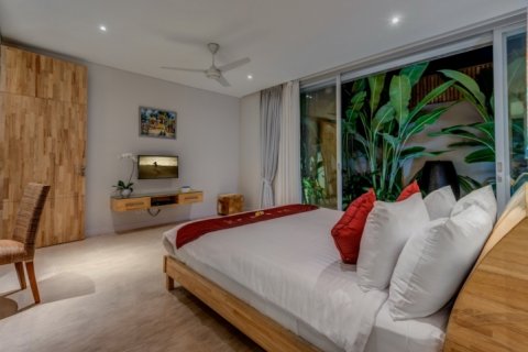 3 bedrooms Villa in Seminyak, Badung, Indonesia No. 1199 18